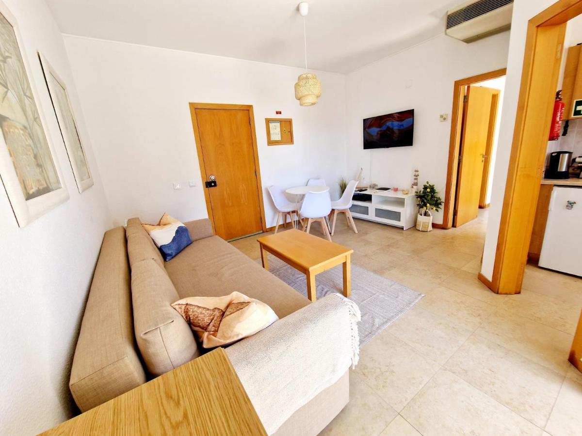 Zarco - Cosy Apartment In Vilamoura With A Balcony With View To The 2 Swimming Pools - Near The Beach & The Marina Quarteira Exterior photo